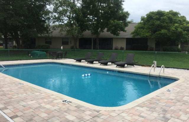 Forest Oaks Villas 55+