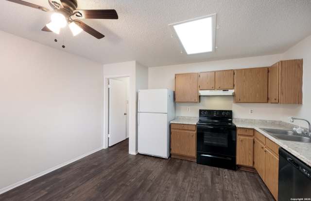 15414 Legend Springs Dr