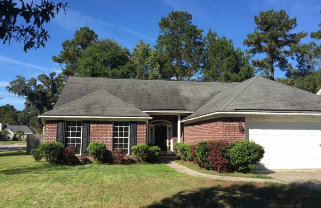 331 Shady Oak - 331 Shady Oak Cir, Richmond Hill, GA 31324