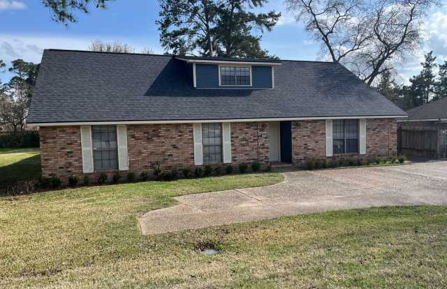 5 BR 3 Bath 2724sqft. 3321 Colquitt Rd yard care included $2500/month