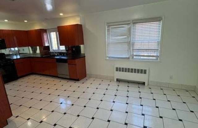 1500 Kennelworth Ave