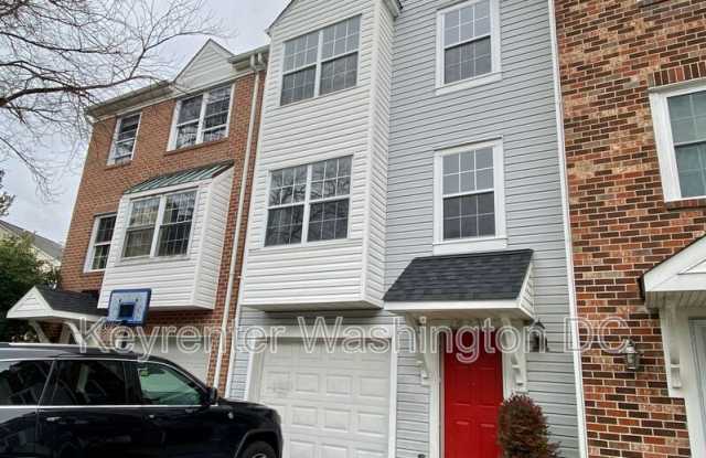 Photo of 18231 Fox Chase Cir