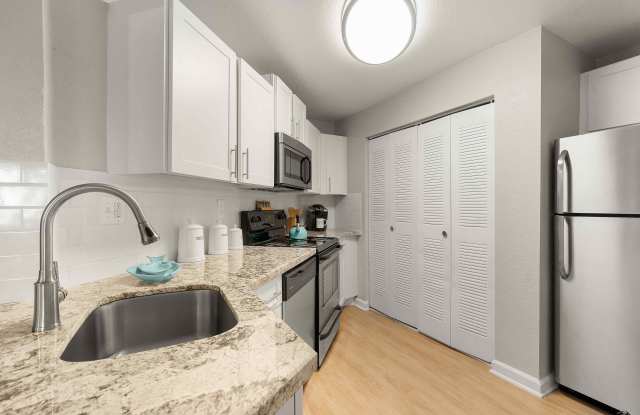 Photo of Emerald Palms