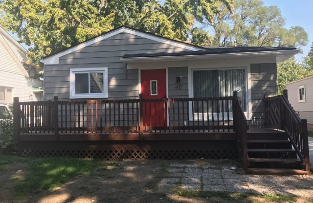 46 W MAPLEDALE - 46 West Mapledale Avenue, Hazel Park, MI 48030