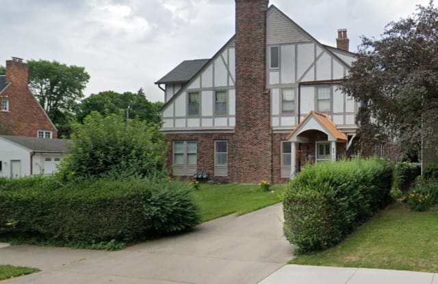 421 Rivard Boulevard - 421 Rivard Boulevard, Grosse Pointe, MI 48230