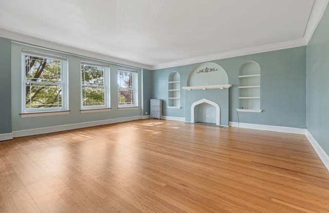 6549 N Mozart Street unit: 3