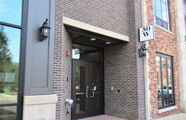 Photo of 50 W 8th St Ste 403