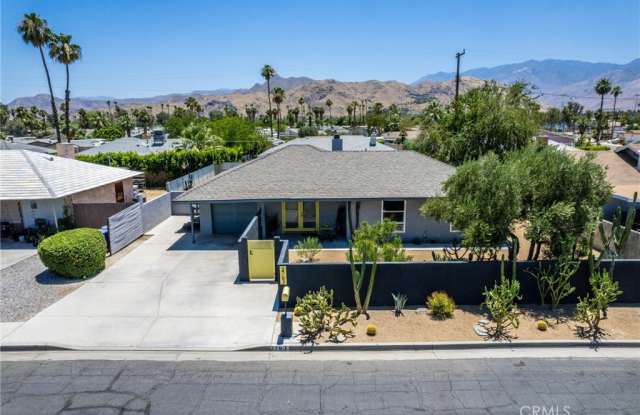 3763 E Calle San Antonio