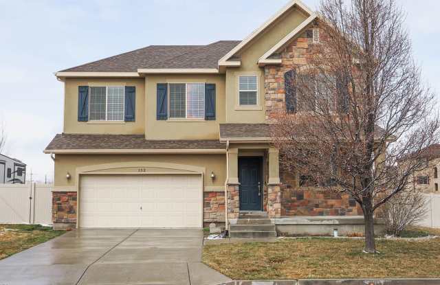 Beautiful Home in Lehi with spacious yard! - 152 South 2035 West, Lehi, UT 84043