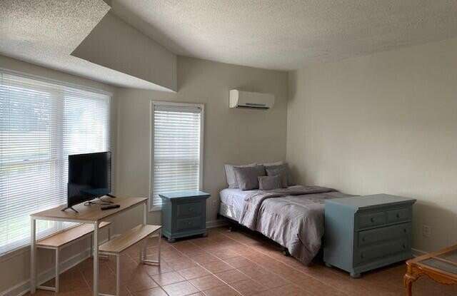 3127 Lakeside Commons Drive SE unit: # 1