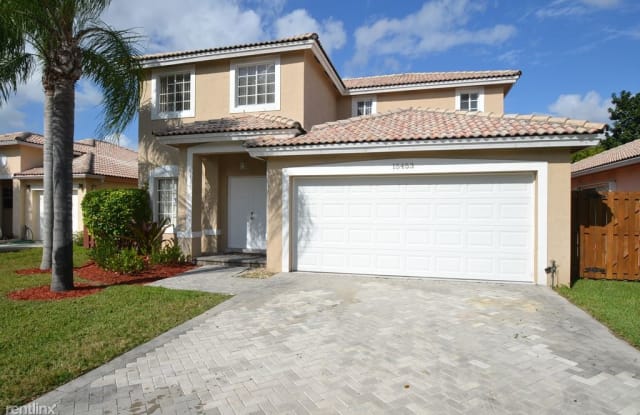 15453 SW 141st Ter - 15453 Southwest 141st Terrace, Country Walk, FL 33196