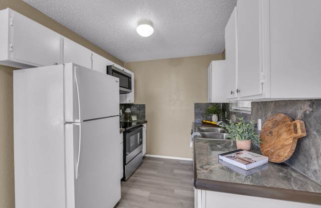 2401 Herring Avenue - B