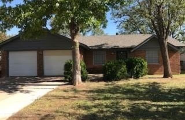 317 N La Salle Drive - 317 North La Salle Drive, Abilene, TX 79603