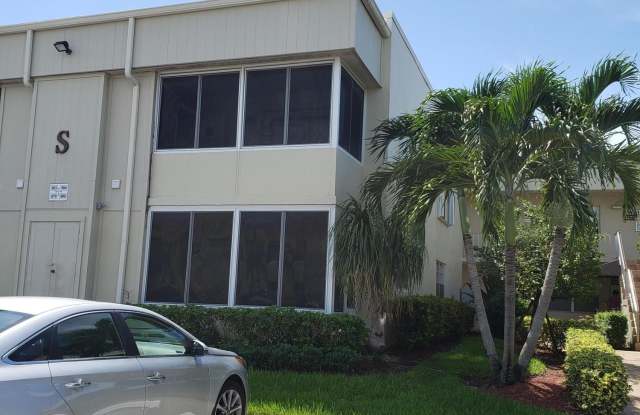 Photo of 904 Flanders S