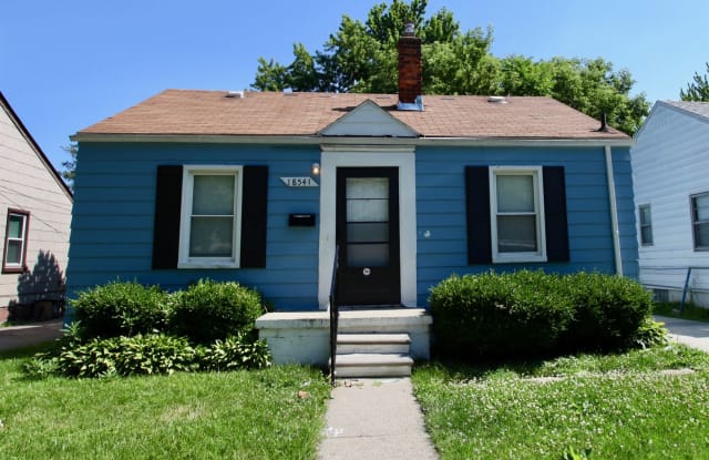 18541 Washtenaw St - 18541 Washtenaw Street, Harper Woods, MI 48225