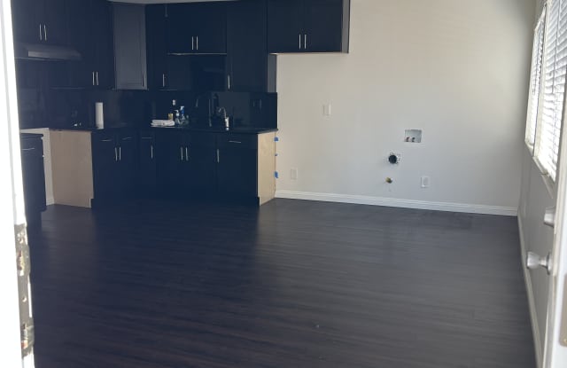 452 West 22nd Street