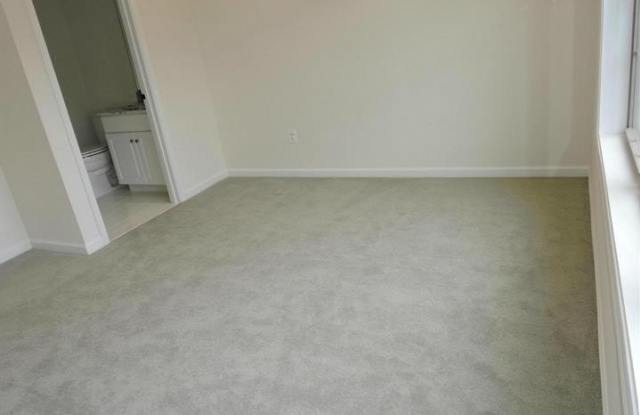 43112 INDIA WHARF SQUARE