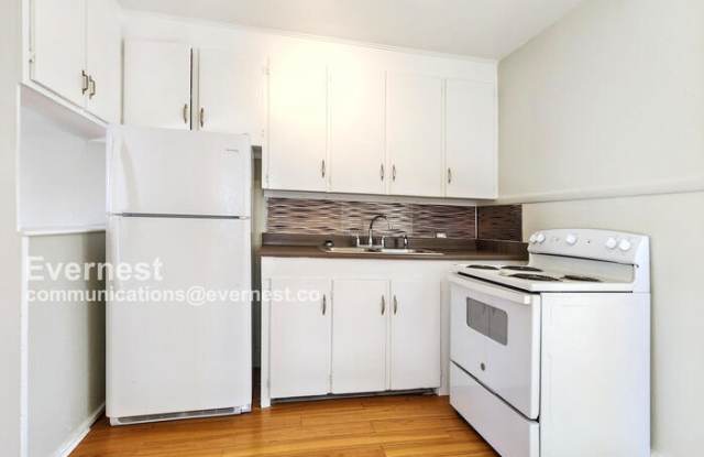 245 South Hazel Court