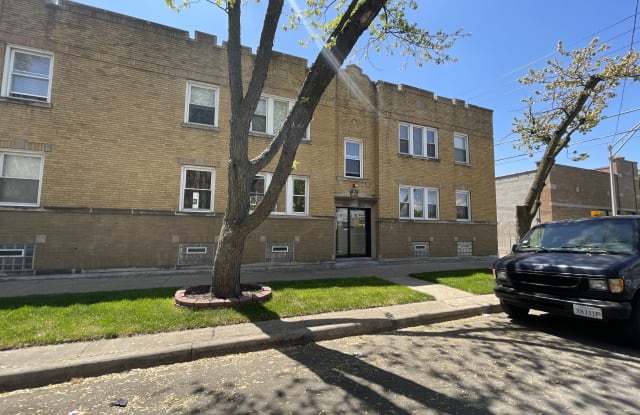 5541 West Barry Avenue - 5541 West Barry Avenue, Chicago, IL 60641