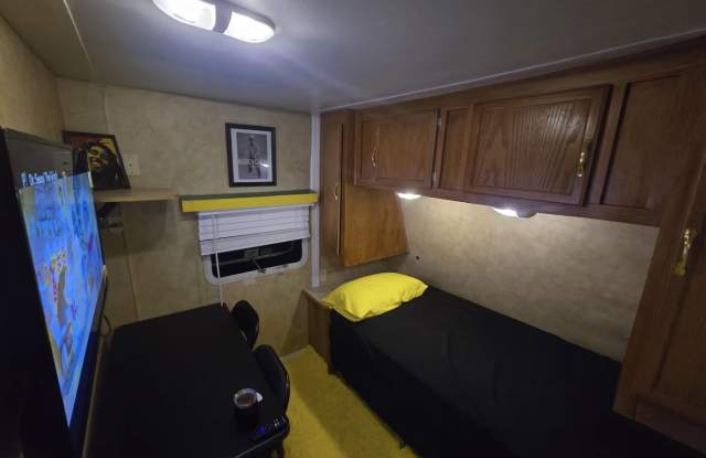 15433 Southwest 42nd Court Road