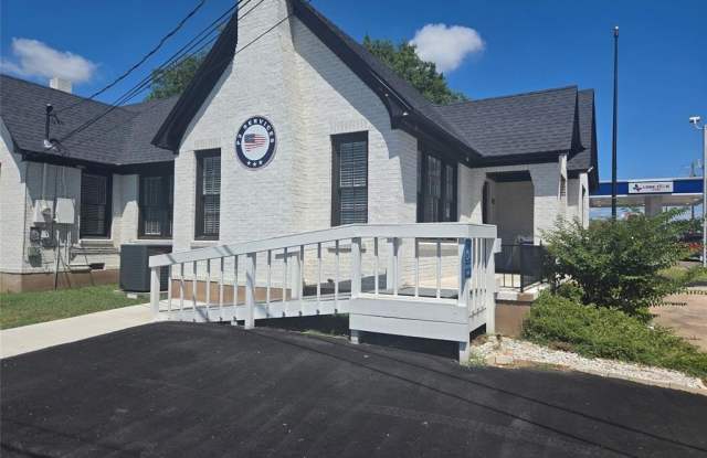 1023 E California Street