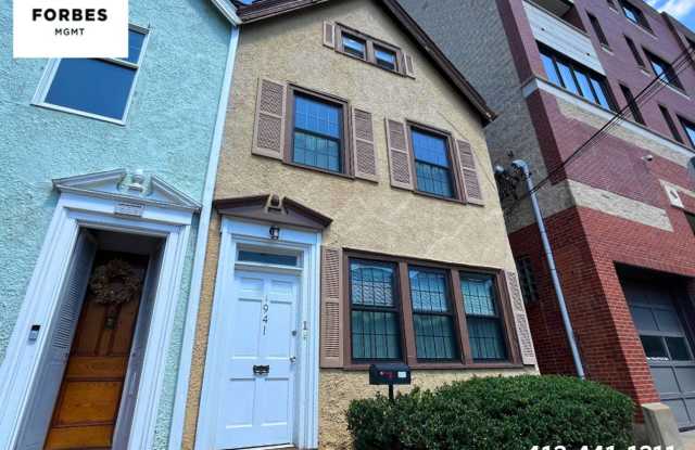 941-943 St. James Street
