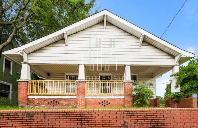 1202 East Green Drive
