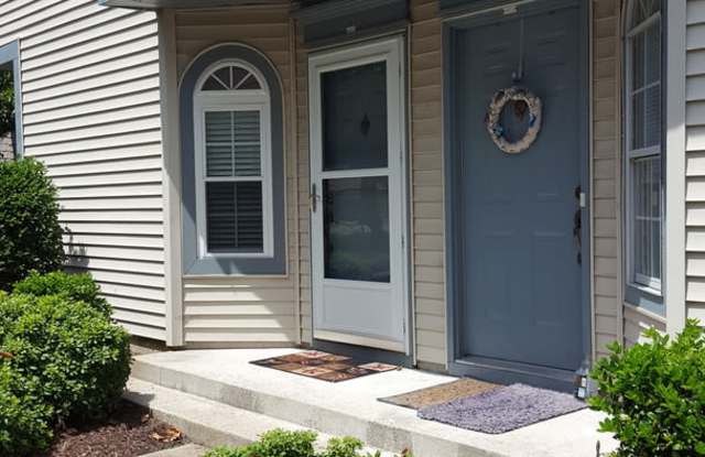 2 bedroom Condo close to Military Bases and Shore Dr