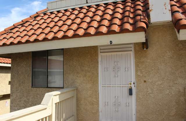 Available now! 2 bedroom/2 bath condo located in the Tanglewood Villas of Pomona!