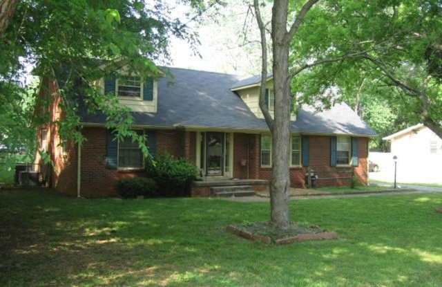 1807 Fern Drive