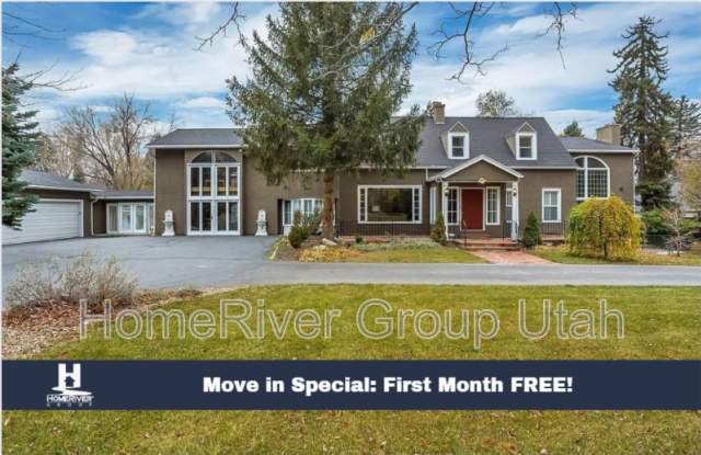 6190 S Holladay Blvd