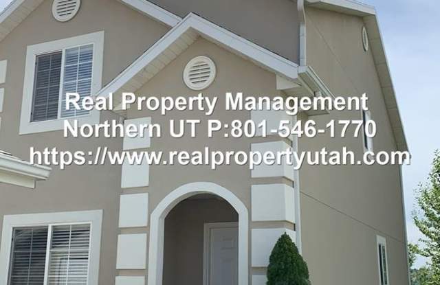 Cozy 2 Bedroom South Ogden Townhome Available Now!