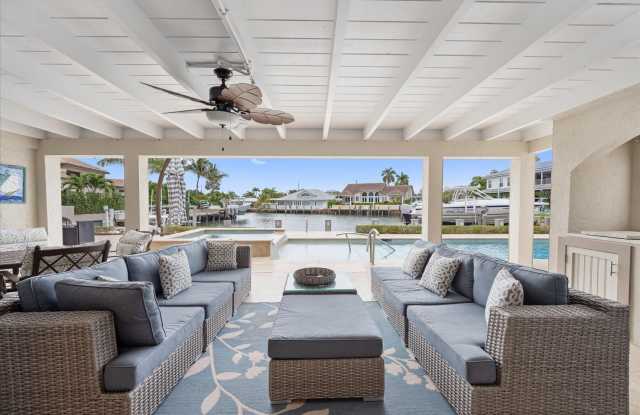 1180 Singer Dr Drive