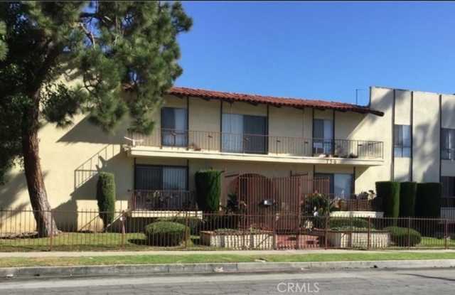 756 N Inglewood Avenue