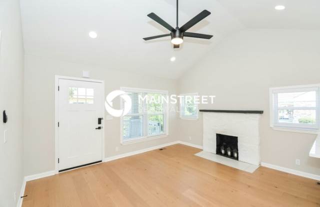 2010 24th Avenue North