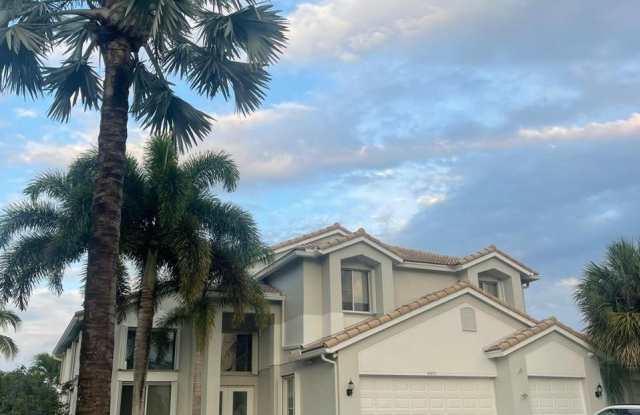 Photo of 4600 Mariners Cove Drive