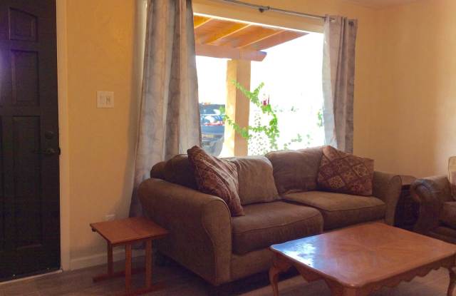 2011 N Van Ness Avenue