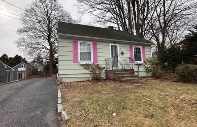 30 Milk Ave - 30 Milk Avenue, Methuen Town, MA 01844