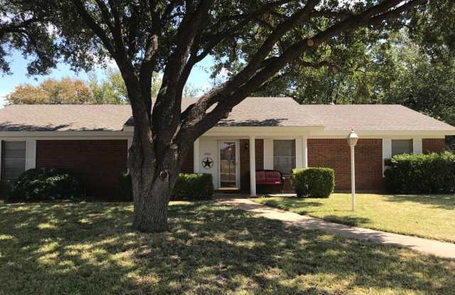 3506 Westover Terrace Dr - 3506 Westover Ter, San Angelo, TX 76904