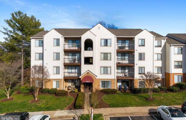 Photo of 9563 BATTERY HEIGHTS Boulevard unit: 201