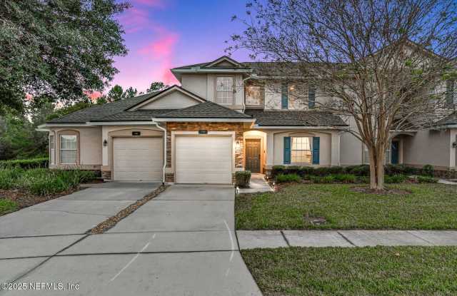 336 WOODED CROSSING Circle