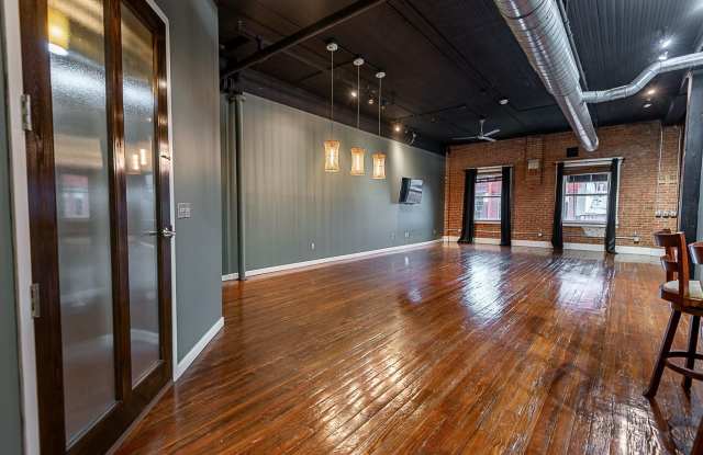 401 South Avenue