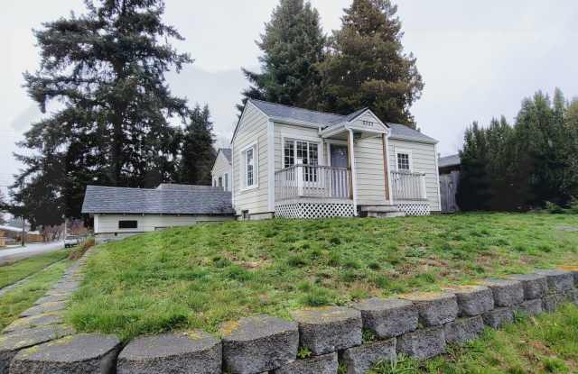 Gorgeous 2 bd House near Point Defiance and Proctor District!