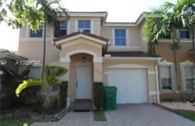 16464 SW 47th Ter - 16464 Southwest 47th Terrace, Miami-Dade County, FL 33185