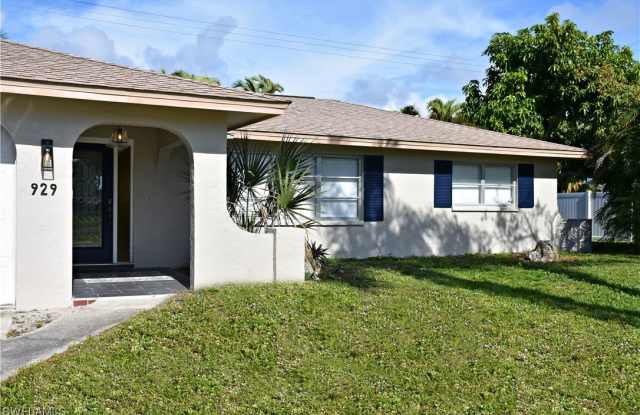 929 N Town And River Drive