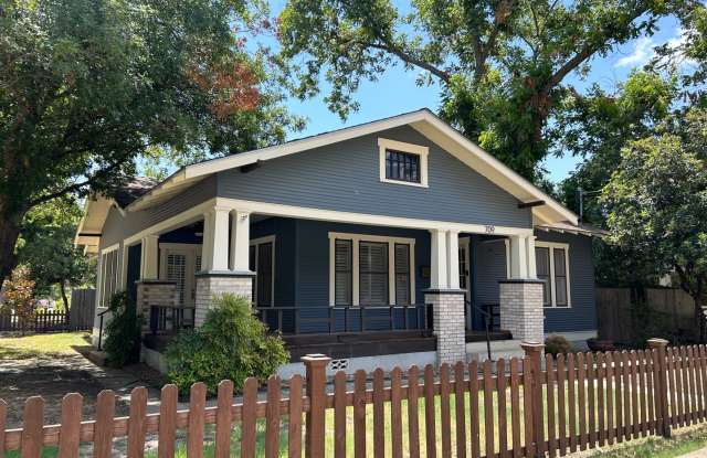 Photo of Beautiful Era Specific Built Ins / Wrap Around Front Porch / Downtown New Braunfels / TONS of Upgrades / NBISD