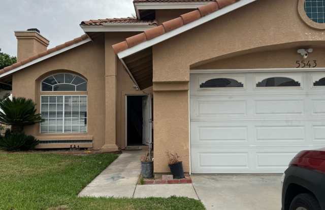 5543 North Magnolia Drive