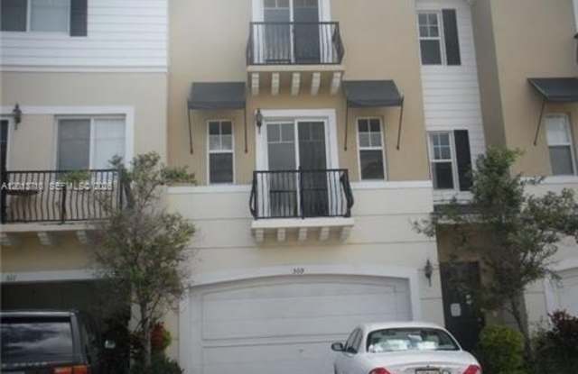 509 NW 39th Cir