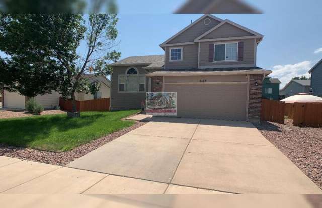 8178 Meadowcrest Dr
