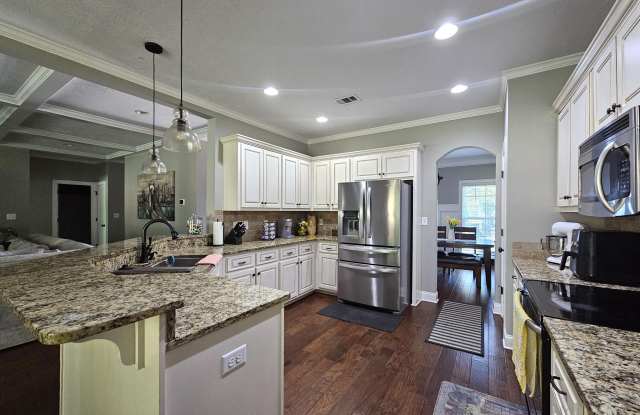 821 Herrington Drive